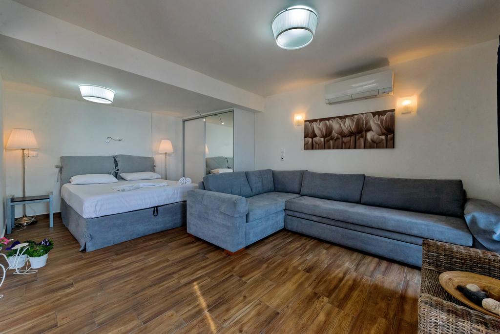 Kalamata Suites By 'Elite' Экстерьер фото